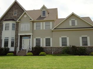 4 Ethan Ct, Hillsborough, NJ 08844