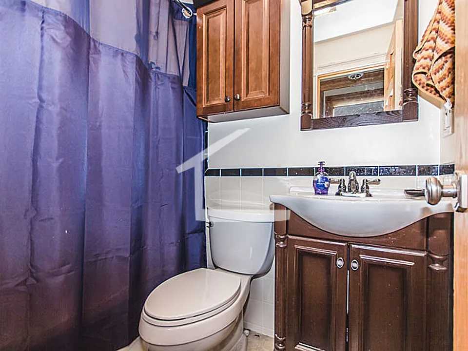 16 S Russell St #2