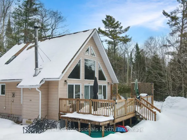 1029 Cranberry Lake Rd, Dysart Et Al, ON K0M 1S0