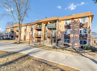 1180 Meadow Ln #6-306, Hoffman Estates, IL 60169