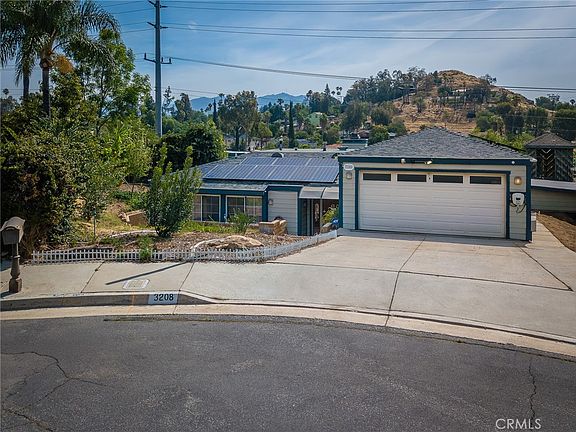 2nd image of 3208 Gibraltar Dr