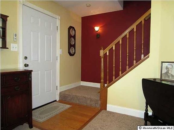 5th image of 18 Shilling Way