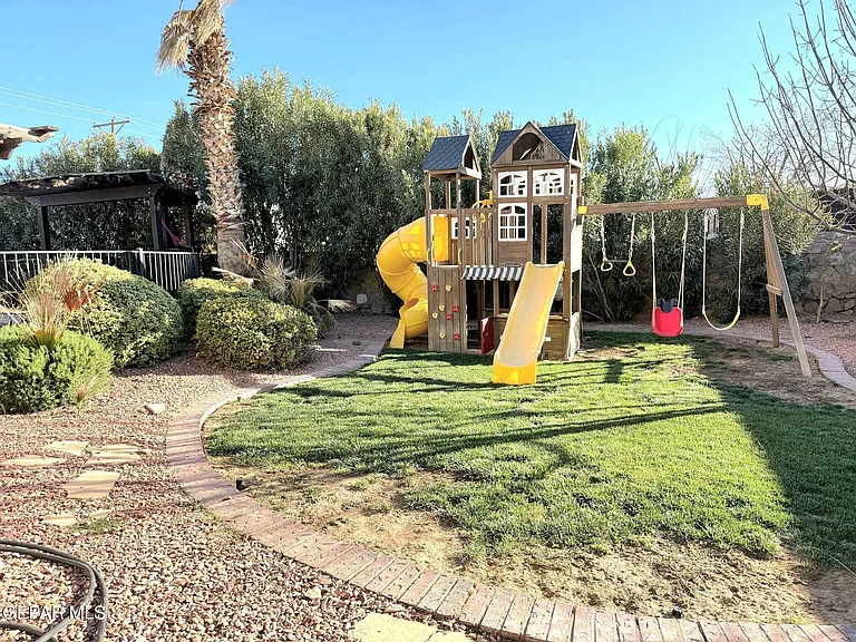 798 Maxey Marie Dr — Photo 15