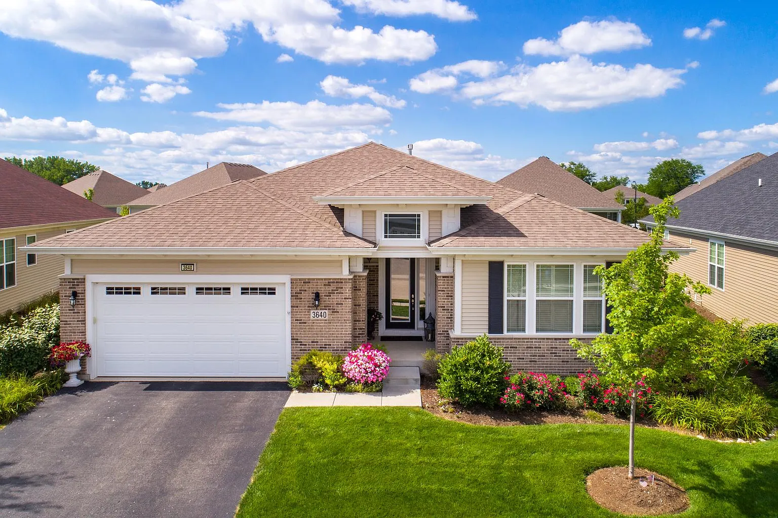 3640 Chesapeake Ln photo 1