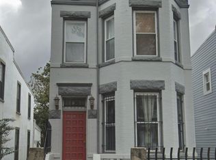 739 Morton St NW #B, Washington, DC 20010