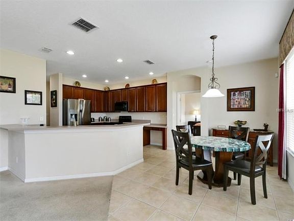 5th image of 2552 Greenwillow Dr
