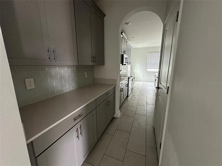 3115 Addison Blvd — Photo 2