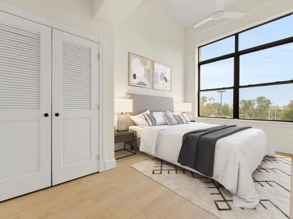 300 Communipaw Avenue image 9 of 50