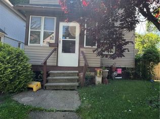 52 4th St, Rochester, NY 14609
