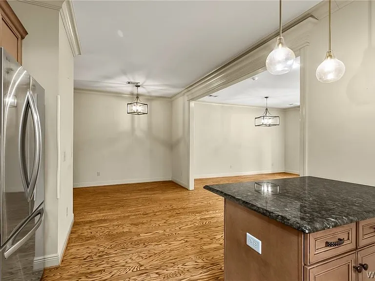 2800 Belle Chase Ln #21 — Photo 8