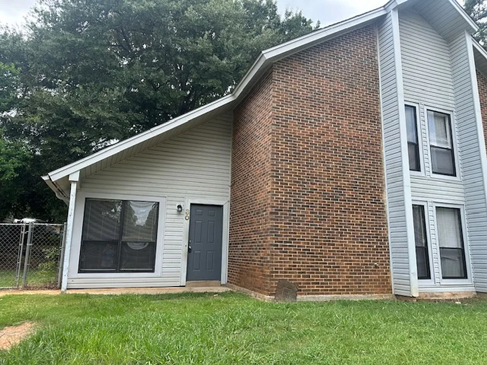 30 Rosewood Ct