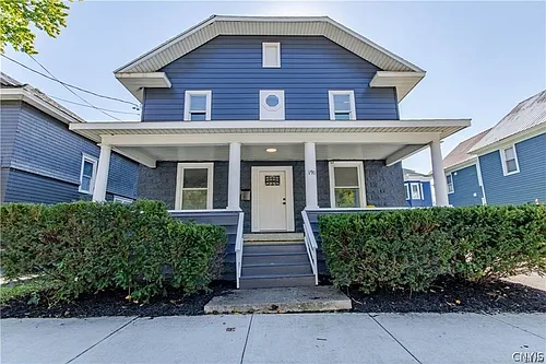 190 Flower Ave E Photo 1 190 Flower Ave E Photo 1