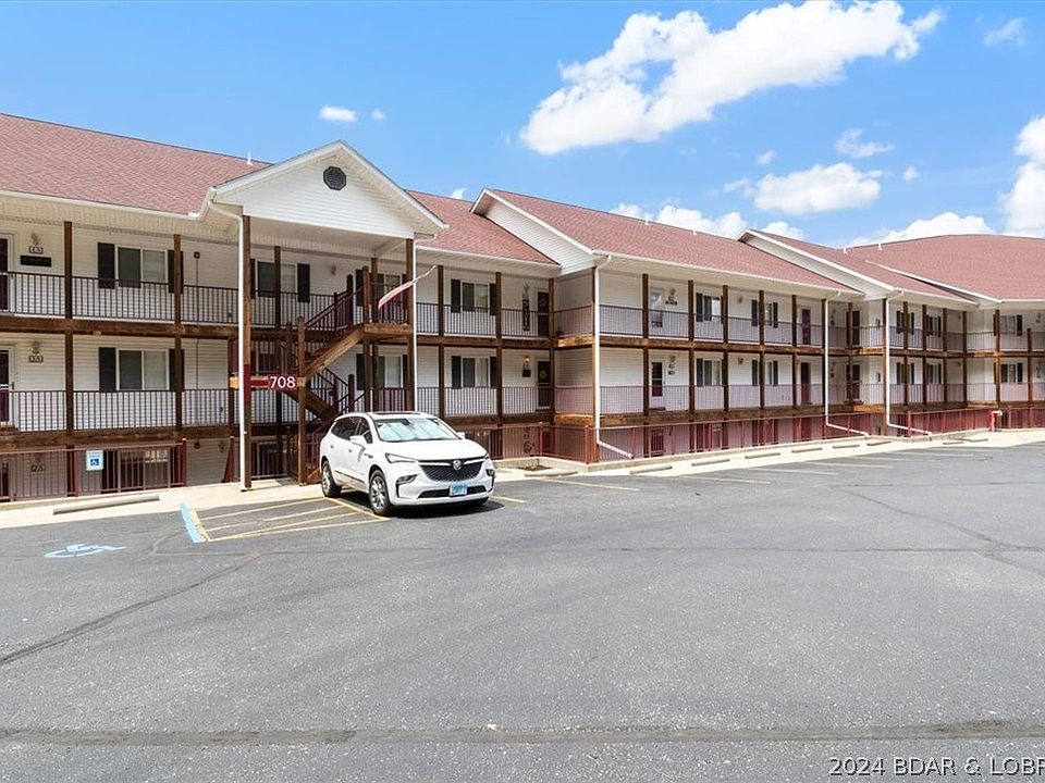 1st image of 708 Clearwater Dr #3C