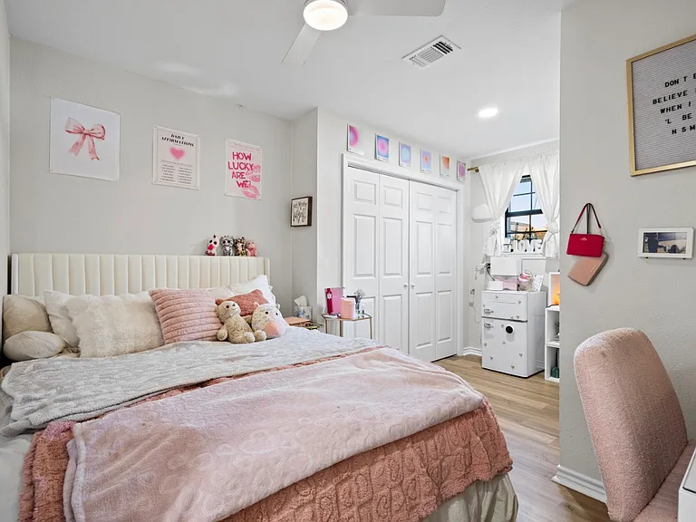 411 N Arizona Dr — Photo 19