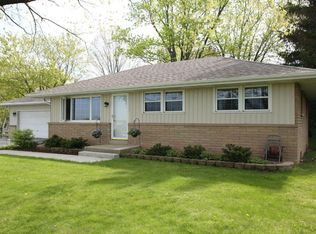 2346 S Moorland Rd, New Berlin, WI 53151