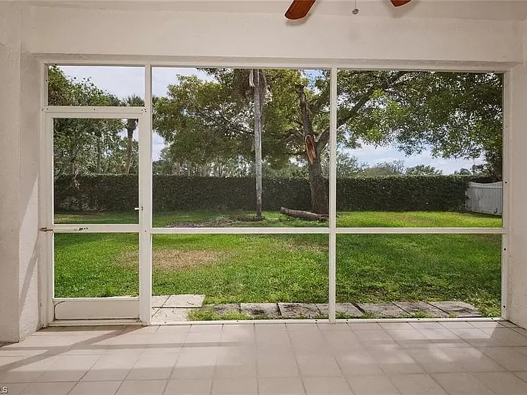 11330 Lakeland Cir — Photo 19