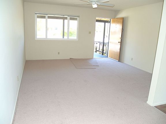 4th image of 714 Teresa Ct