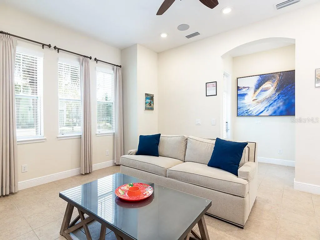 3 bed, 2.5 bath, 1538 sqft, $3,400 — Photo 4