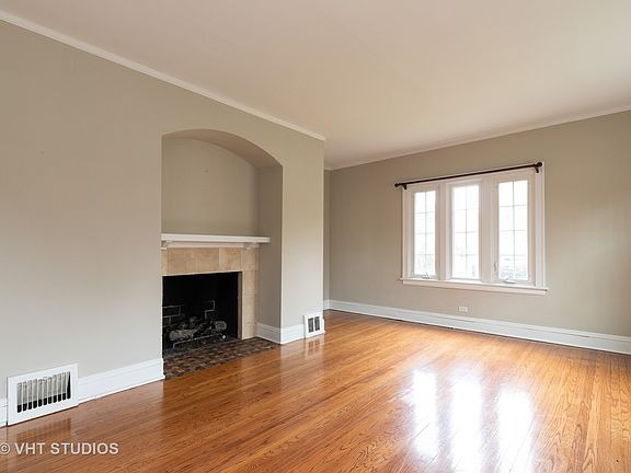 5th image of 512 E Lincoln Ave