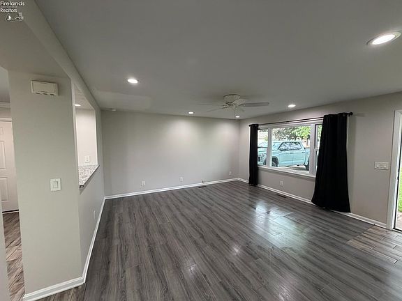 4th image of 2903 N Bayview Ln