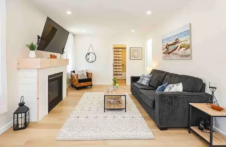 221 Colborne St #1 — Photo 6