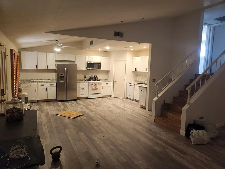 7628 E Camelback Rd — Photo 2
