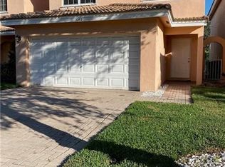 7212 Sienna Ridge Ln, Fort Lauderdale, FL 33319