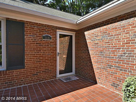 2nd image of 7021 W Greenvale Pkwy