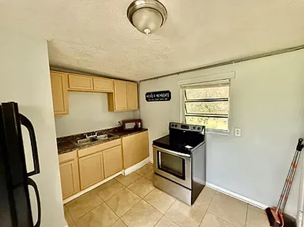 2719 Fairfax St #4, Jacksonville, FL 32209