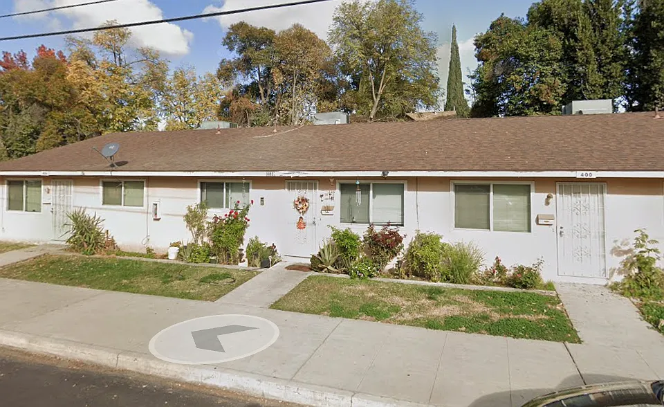 400 W Race Ave #404