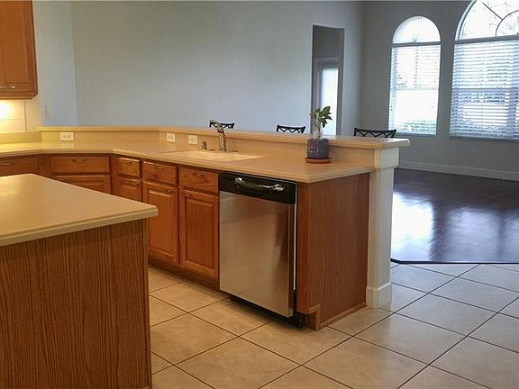 4th image of 1844 Winding Oaks Dr