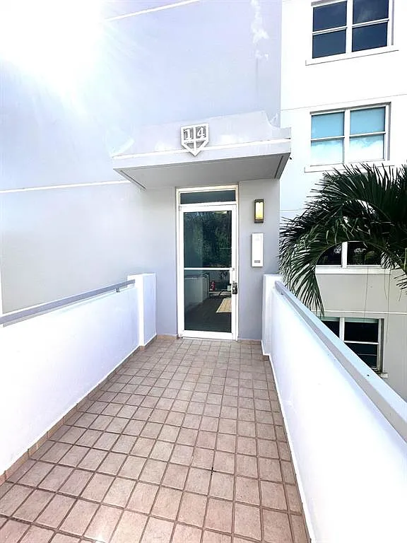 3 bed, 2.5 bath, 1457 sqft, $2,000 — Photo 4