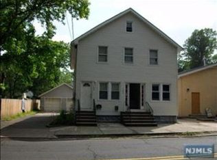 196 E Forest Ave, Teaneck, NJ 07666