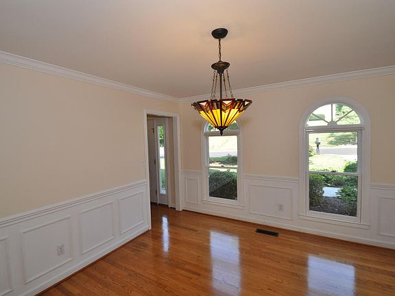 4th image of 1516 Barley Cir