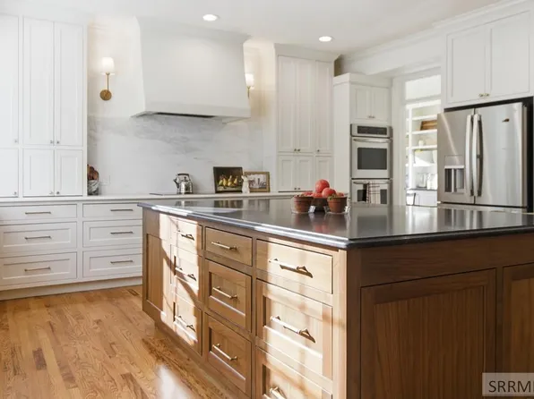 3560 Charleston Cir, Idaho Falls, ID 83404