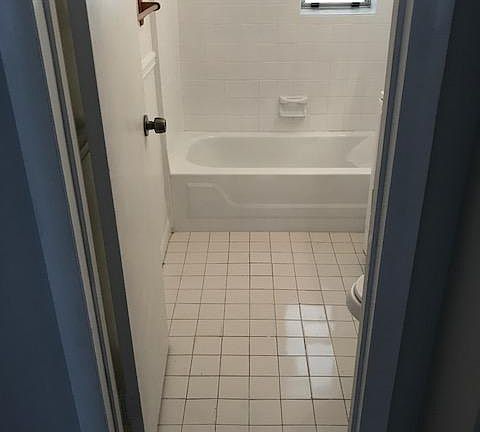 4th image of 5081 Columbus Ave