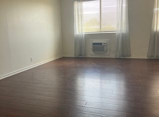 10311 Gramercy Pl APT 3, Riverside, CA 92505