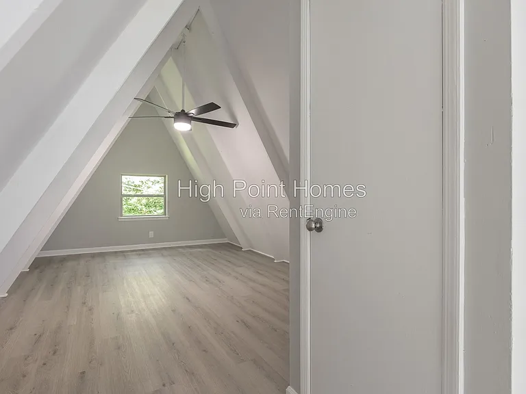 1696 Johnson Rd #B — Photo 18
