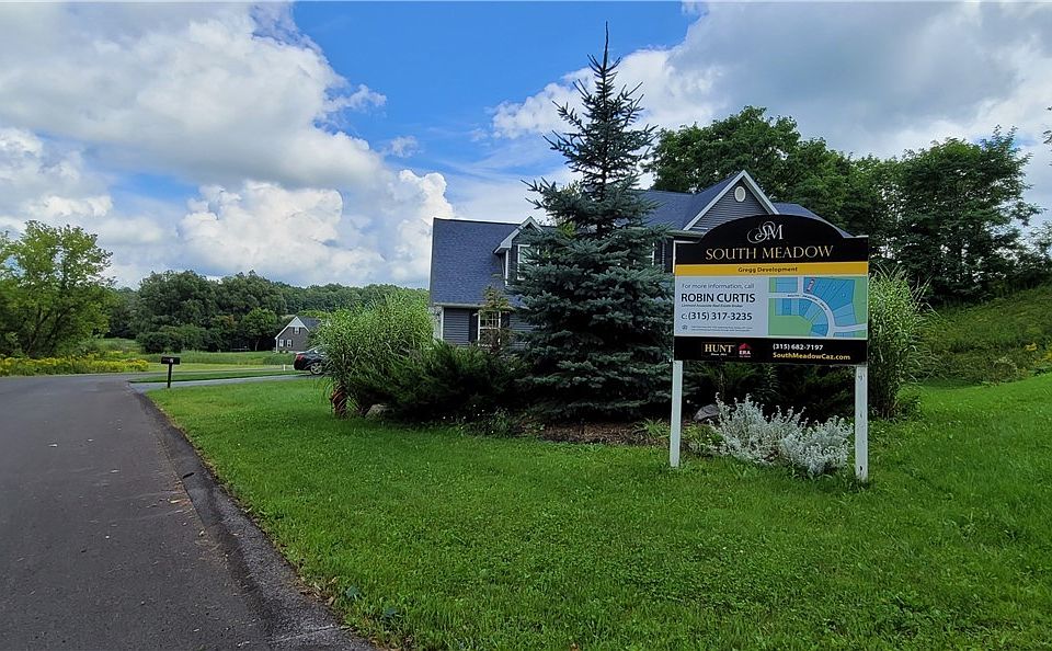1st image of 24 S Meadow Dr #9