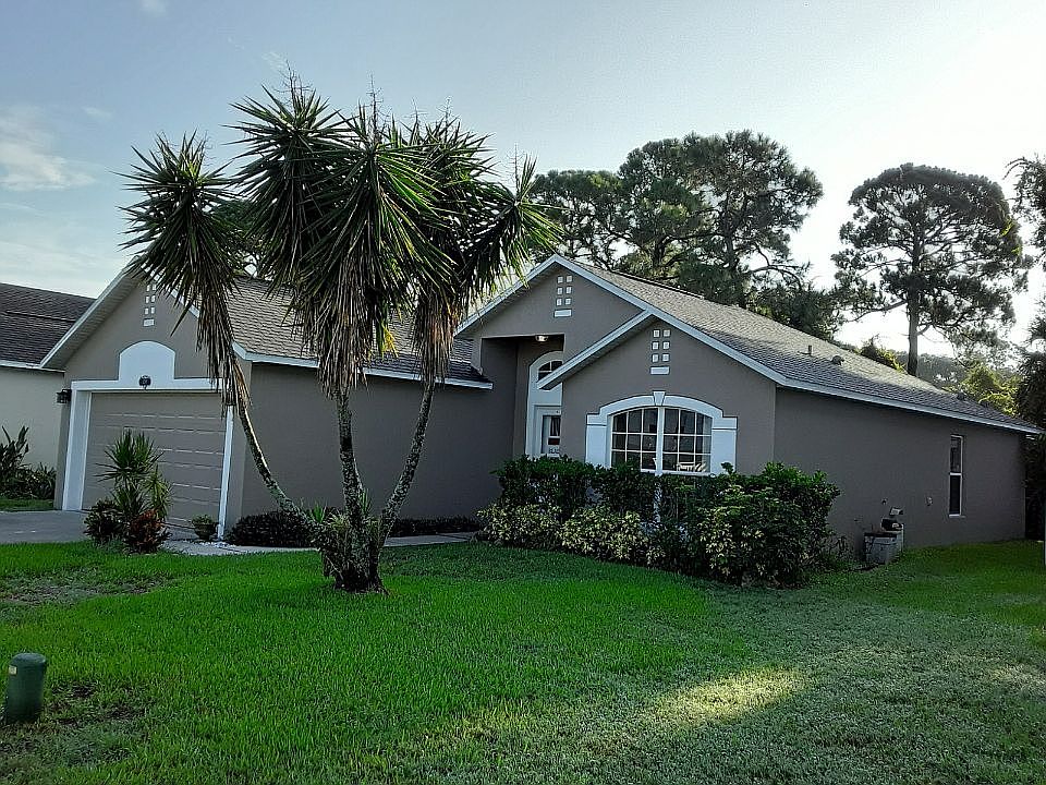 1st image of 439 Macon Dr