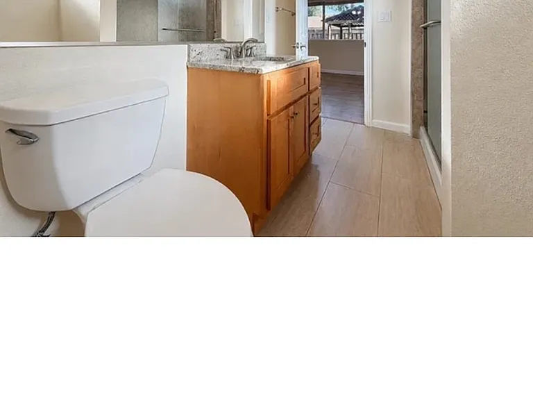 2628 W Bloch Rd — Photo 7