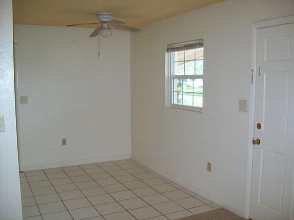 3rd image of 1933 Glenwood Dr