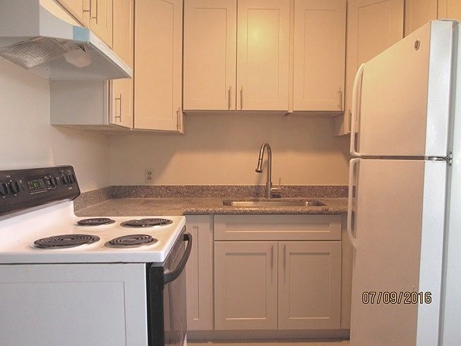 1st image of 844 Maryann Dr APT 7