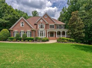 205 Woodcliff Ct, Suwanee, GA 30024