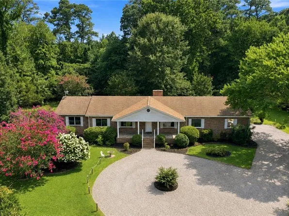 50 Willow Rd, Hampton, VA 23664