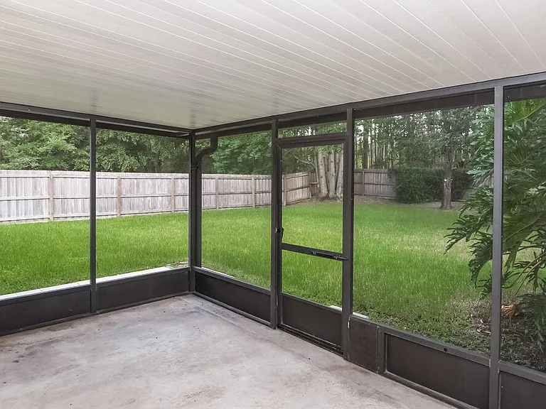 471 Moby Dick Dr N — Photo 15