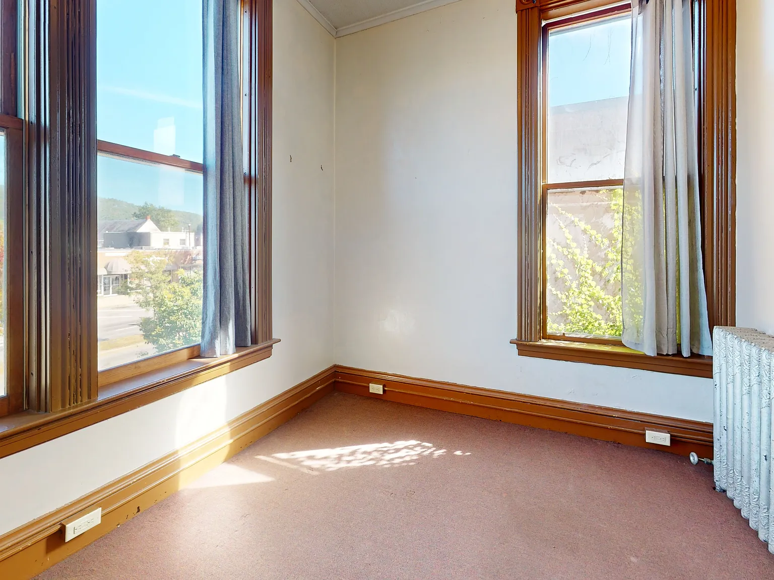 1 bed, 330 sqft, $1,395 — Photo 3