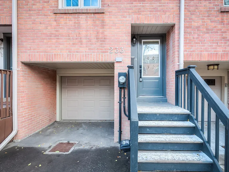 233 Berkeley St — Photo 17