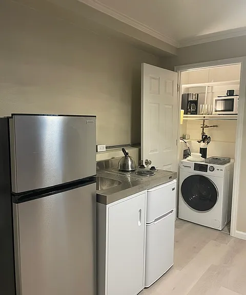 8585 E Union Ave #GARDEN LEVEL — Photo 6