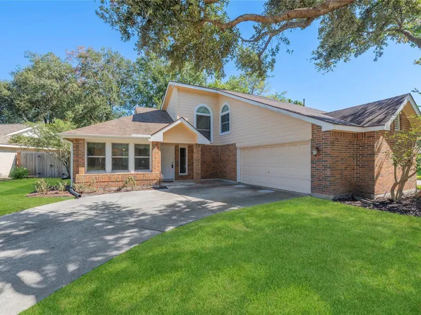 9810 Haverdown Dr, Houston, TX 77065